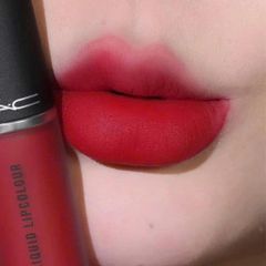 Son Kem MAC 975 Ruby Boo Đỏ Thuần - Màu Đỏ Tươi Chất Dưỡng Mềm Mịn - Phong Cách Trang Điểm Nổi Bật