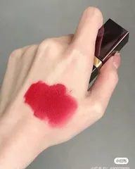 Son Kem Tom Ford 16 Scarlet Rouge – màu đỏ rực, giữ ẩm môi