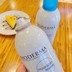 Xịt Khoáng Bioderma Soothing Refreshing Water Sensitive Skin 300ml – làm dịu da, giảm kích ứng