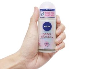 Lăn Khử Mùi Nữ Nivea 50ml - Khử Mùi Hiệu Quả, Dưỡng Ẩm Mềm Da, Sản Phẩm Chăm Sóc Cá Nhân Chất lượng