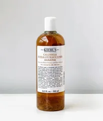 Toner hoa cúc Kiehl's Calendula Herbal Extract Alcohol 500ml