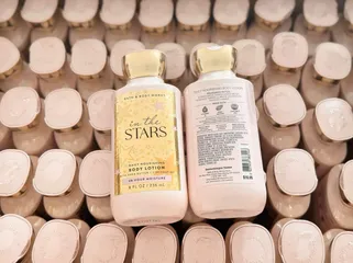 Dưỡng Thể Bath & Body Works In The Stars 236ml - Sản Phẩm Sang Trọng, Dưỡng Mượt Da, Dành Cho Tín Đồ Làm Đẹp