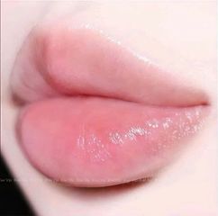 Son Dưỡng Estee Lauder Lip Balm - Dưỡng Ẩm, Mềm Môi, Chăm Sóc Đặc Biệt Cho Đôi Môi Khô, Sản Phẩm Mỹ Phẩm Cao Cấp