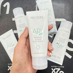 Kem Đánh Răng AP24 Whitening Fluoride 110g - Kem Đánh Răng Trắng Răng Hiệu Quả - Dưỡng Răng Sáng Bóng, Sức Khỏe Miệng Tối Ưu