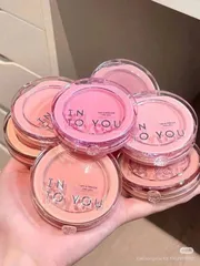 Phấn má Into You Fluffy Pillow Single #PW04 5g - Sản phẩm trang điểm bóng mịn, tạo độ tươi sáng tự nhiên cho làn da