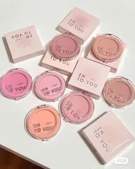 Phấn má Into You Fluffy Pillow Single #PW04 5g - Sản phẩm trang điểm bóng mịn, tạo độ tươi sáng tự nhiên cho làn da