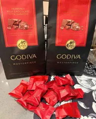 Socola Godiva Masterpiece Ganache 428g - Socola Cao Cấp Từ Thương Hiệu Hàng Đầu, Quà Tặng Sang Trọng Cho Mọi Dịp
