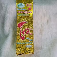 1 kg (2 gói, mỗi gói 0.5kg) Trà xanh móc câu Thái Nguyên truyền thống (gói vàng chữ đỏ)