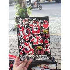tem loogo gấu dâu losto trang trí xe máy xe đạp,xe điện