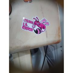 Tem Logo sticker chú ong Đụng Là Chích Hồng dán xe đẹp,xe máy,dán mọi nơi