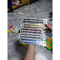 Cặp tem chữ Winner dán xe máy