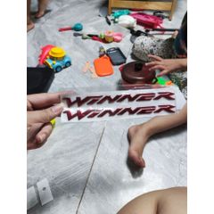 Cặp tem chữ Winner dán xe máy