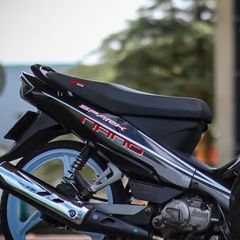 Tem Rời Dán Xe Sirius 110 Mẫu Sọc Bạc Trắng Đen Chữ Spark Nano Cực Chất, Hàng 3 Lớp Chất Lượng Cao Quyen Decal