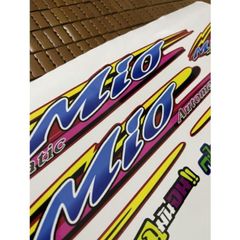 Tem mio mẫu zin thái dán xe đỏ không bay màu Quyen Decal