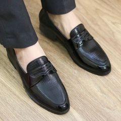 ( Mã D23 ) Giày lười nam kiểu dáng thời thượng, giày tây công sở da bóng kính in vân nhũ bắt mắt dễ vệ sinh và làm sạch 640938