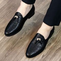( Mã D1 ) Giày lười in hoạ tiết Caro 3D gắn chuông, Giày da PU đế cao su đúc nguyên khối có khâu chắc chắn