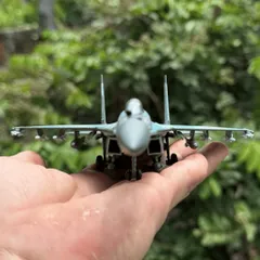 Mô Hình Máy Bay Quân Sự SU-35 Kim Loại 1/100 Decor Trưng Bày
