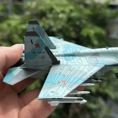Mô Hình Máy Bay Quân Sự SU-35 Kim Loại 1/100 Decor Trưng Bày