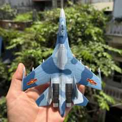 Mô Hình Máy Bay Chiến Đấu Kim Loại SU-27 TL 1/100 Decor Trưng Bày