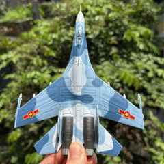 Mô Hình Máy Bay Chiến Đấu Kim Loại SU-27 TL 1/100 Decor Trưng Bày