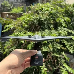 Mô Hình Máy Bay Chiến Đấu Kim Loại B-2 SPIRIT 1/200 Decor Trưng Bày
