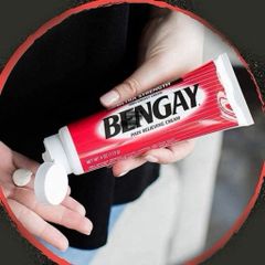 Hộp đựng set 2 tuýp kem BEN - GAY mỗi tuýp 113g của Mỹ