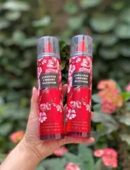Xịt thơm toàn thân Bath & Body Works Japanese Cherry Blossom 236ml – hương hoa anh đào ngọt nhẹ, nữ tính, lưu hương lâu