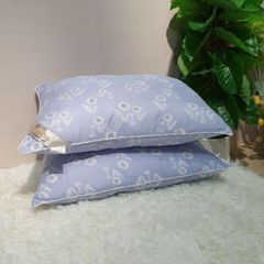 Ruột gối hơi bông gòn cao cấp kháng khuẩn mẫu hoa nhí kích thước 45x65cm