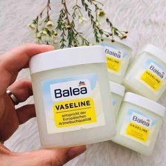 Kem nẻ Balea Vaseline Đức hũ 125ml dùng cho cả mặt và cơ thể 
