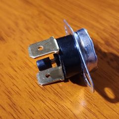 Rơ le Sò nóng 90 độ và cảm biến nhiệt 95 độ cho bầu nóng máy lọc nước.