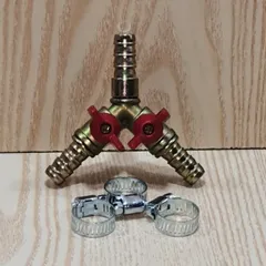 Khóa 3 ngã chia đường gas, đường khí, đường nước áp lực cao Φ10 có khóa như hình.