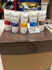 Sữa rửa mặt tái tạo da olay 150ml