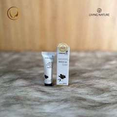 Gel hỗ trợ giảm mụn, ngừa thâm sẹo Living Nature Manuka Honey Gel 10ml
