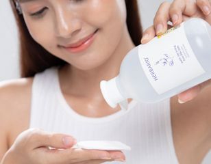 Nước tẩy trang Hoa Đậu Biếc Herbario 300ml hỗ trợ giảm lão hóa da 