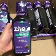 ZzzQUIL WARMING BERRY NIGHTTIME SLEEP AIR (Siro hỗ trợ cho giấc ngủ ngon) 650454