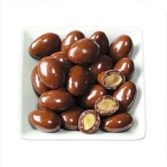 Socola Hạnh Nhân Kirkland Milk Chocolate Almonds 1.36kg – vị béo ngậy