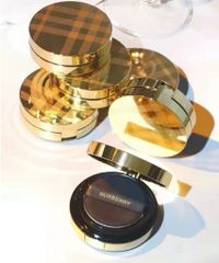 (Màu 10) Phấn Nước Burberry Ultimate Glow Cushion Tone 10 Fair Warm, 15g Chính Hãng