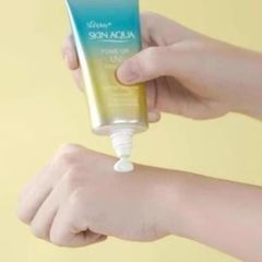 Kem Chống Nắng Skin Aqua Nâng Tone Trắng Sáng Tone Up UV SPF 50+ PA++++ SunPlay 80gr