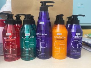 Xả khô( sữa dưỡng) tạo kiểu tóc mềm Confume Haiir Miky Lotion