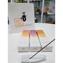 Combo 3 hộp Hương hàng ngày Daily Incense (loại 30 gram) TẶNG ĐẾ GỐM