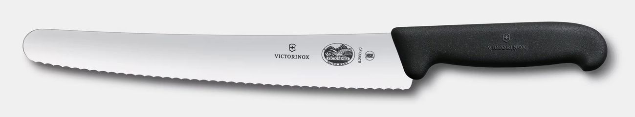 Dao Cắt Bánh Mỳ, Bánh Ngọt, Đồ Dùng Nhà Bếp Victorinox 5.4723.26 -26cm Cán Đen