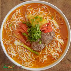 Bún trắng Noom được canh tác hữu cơ với giống gạo thuần chủng, không chất bảo quản, phụ gia
