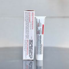Kem Giảm Mụn Ẩn Effederm 0.05% Tretinoinn 15g – Mờ Thâm Tái Tạo Da Mịn Màng Chính Hãng Pháp [date 11/2026]