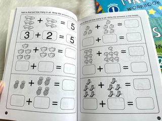 Preschool Math - Bộ 3 quyển Toán sing cho bé 2-6 tuổi in đen trắng