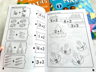 Preschool Math - Bộ 3 quyển Toán sing cho bé 2-6 tuổi in đen trắng