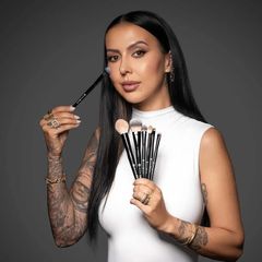 (Bộ 7 Cây) Bộ Cọ Trang Điểm BK Beauty Nikki La Rose Pro Artist Brush Set 7 Cây Chính Hãng
