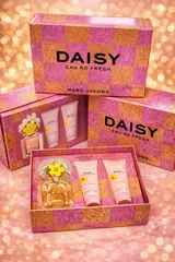 Set nước hoa Marc Jacobs Daisy Eau So Fresh 75ml x3 – hương hoa tươi mát