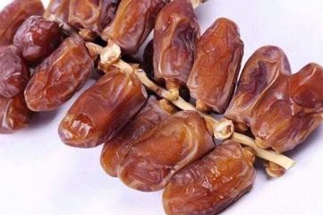 Chà Là Nguyên Cành Dates Sanwan 500g tem xanh