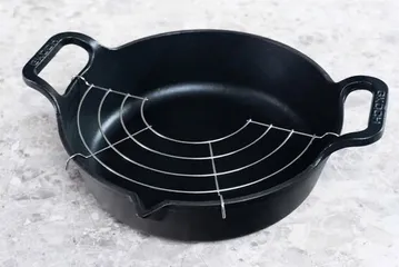CHẢO GANG MỎ QUẠ GKÖCH 24CM