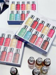 Set 10 chai sữa tắm Molton Brown 10x30ml – làm sạch da thơm mát
